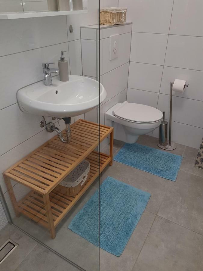 Petra'S Place - Sea View Apartment Слатине Екстериор снимка