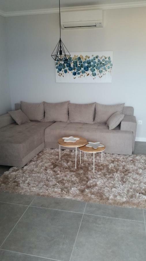 Petra'S Place - Sea View Apartment Слатине Екстериор снимка
