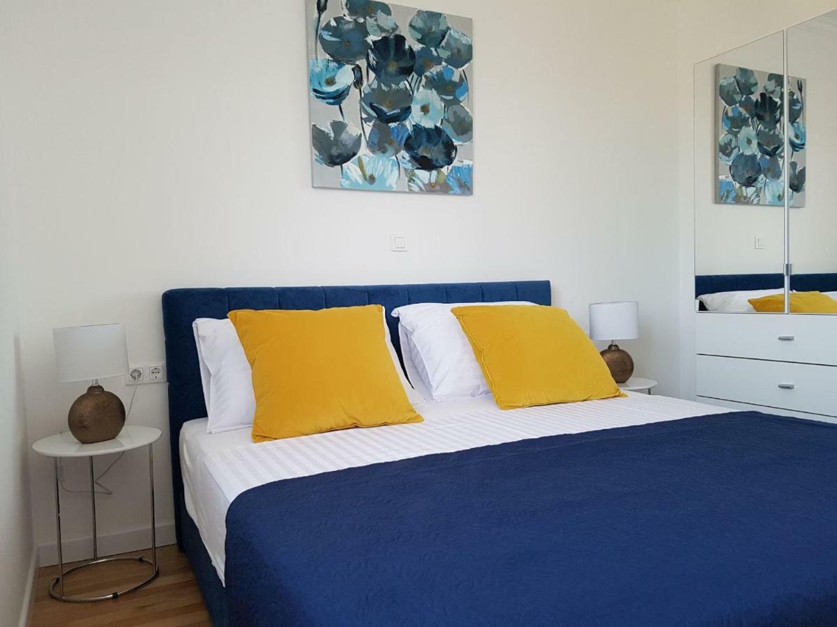 Petra'S Place - Sea View Apartment Слатине Екстериор снимка