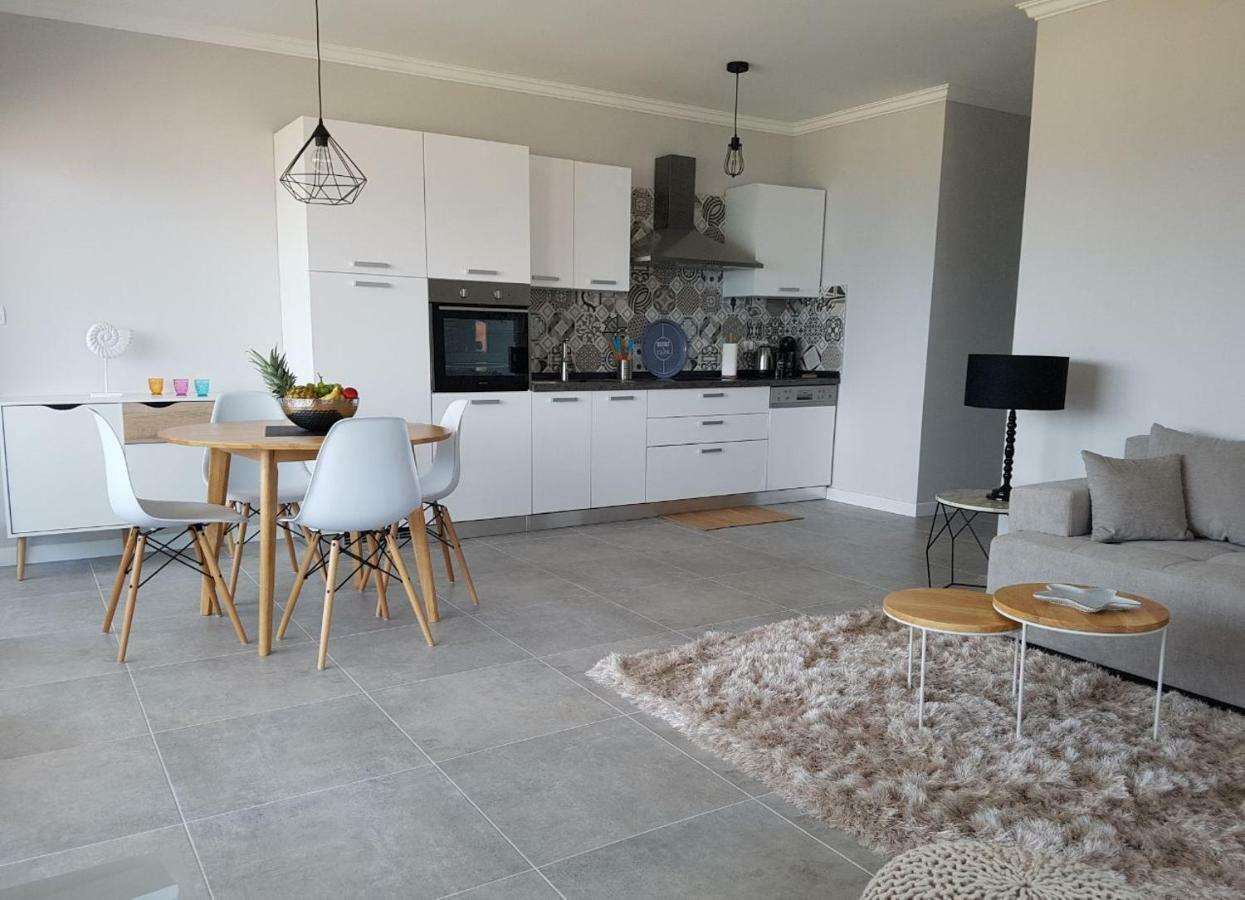 Petra'S Place - Sea View Apartment Слатине Екстериор снимка